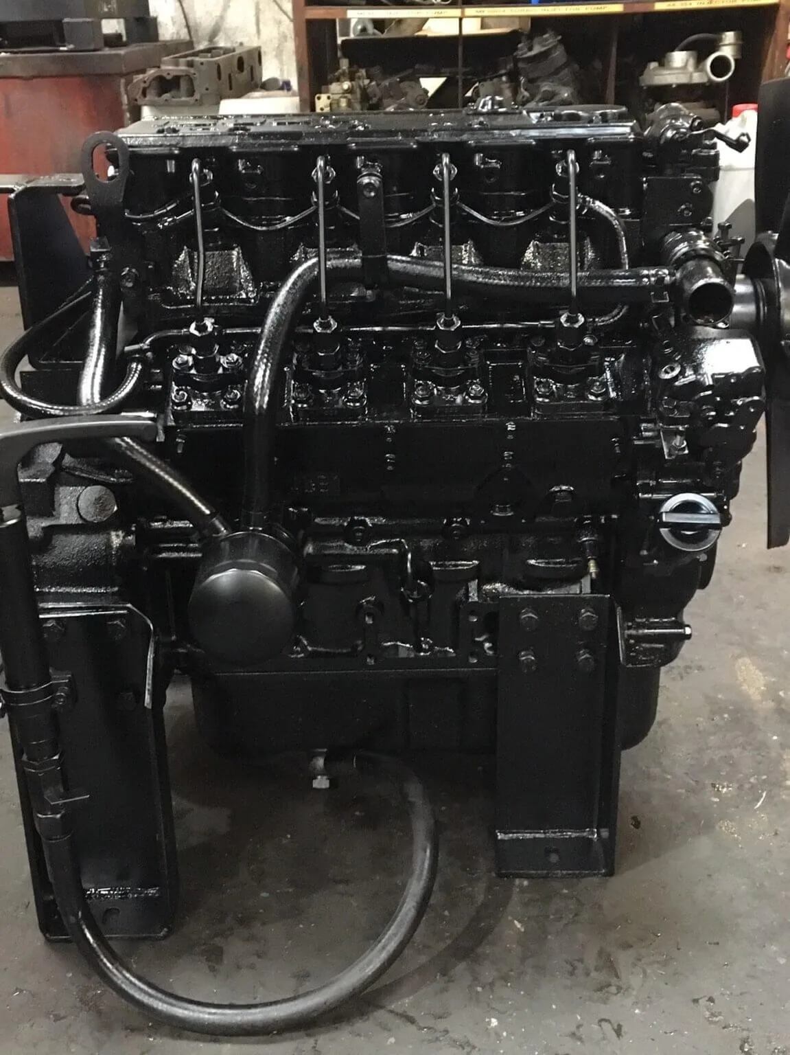 ISUZU 4LE2 VARIKLIS (RESTAURUOTAS)