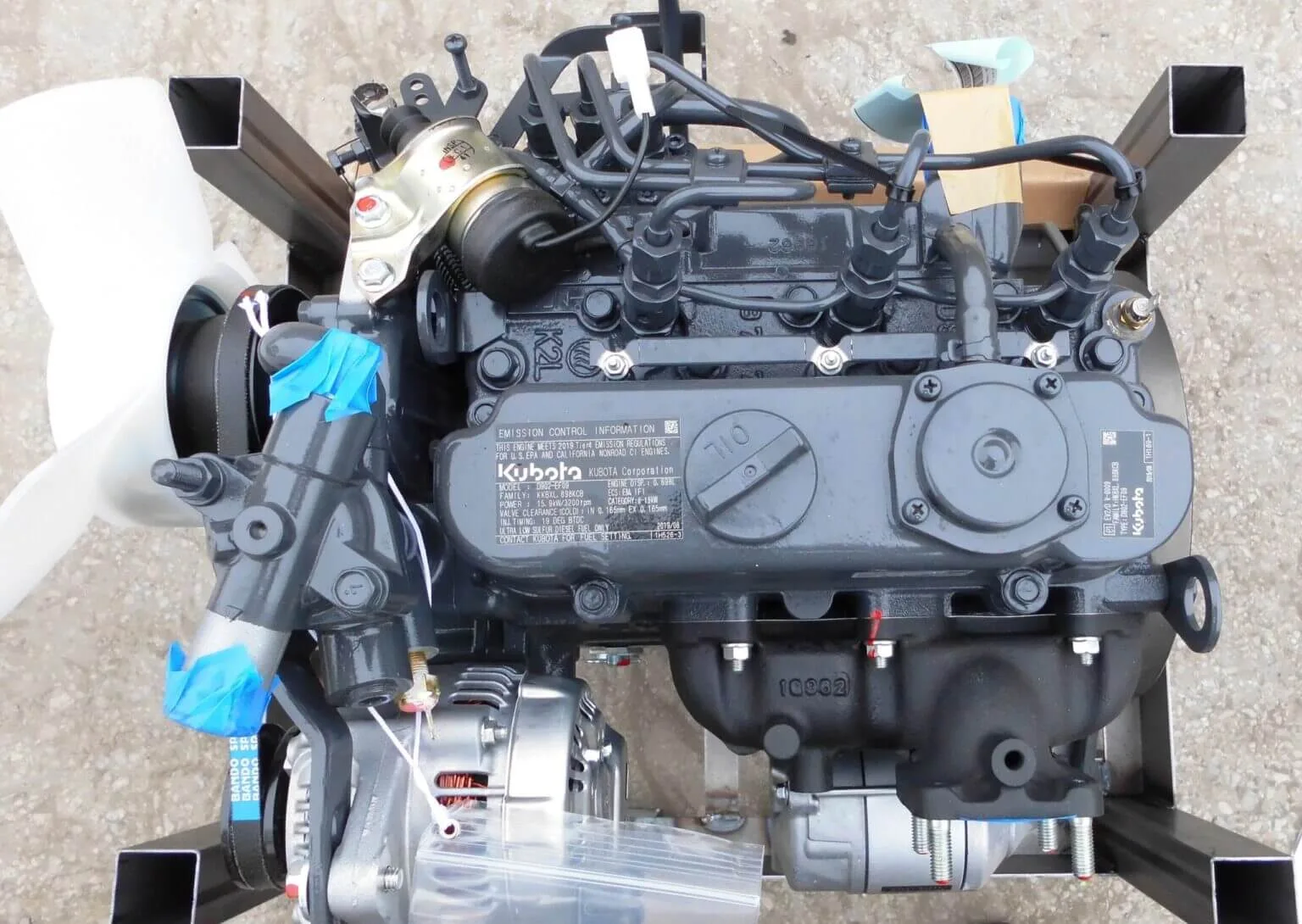 KUBOTA D902 variklis (NAUJAS)