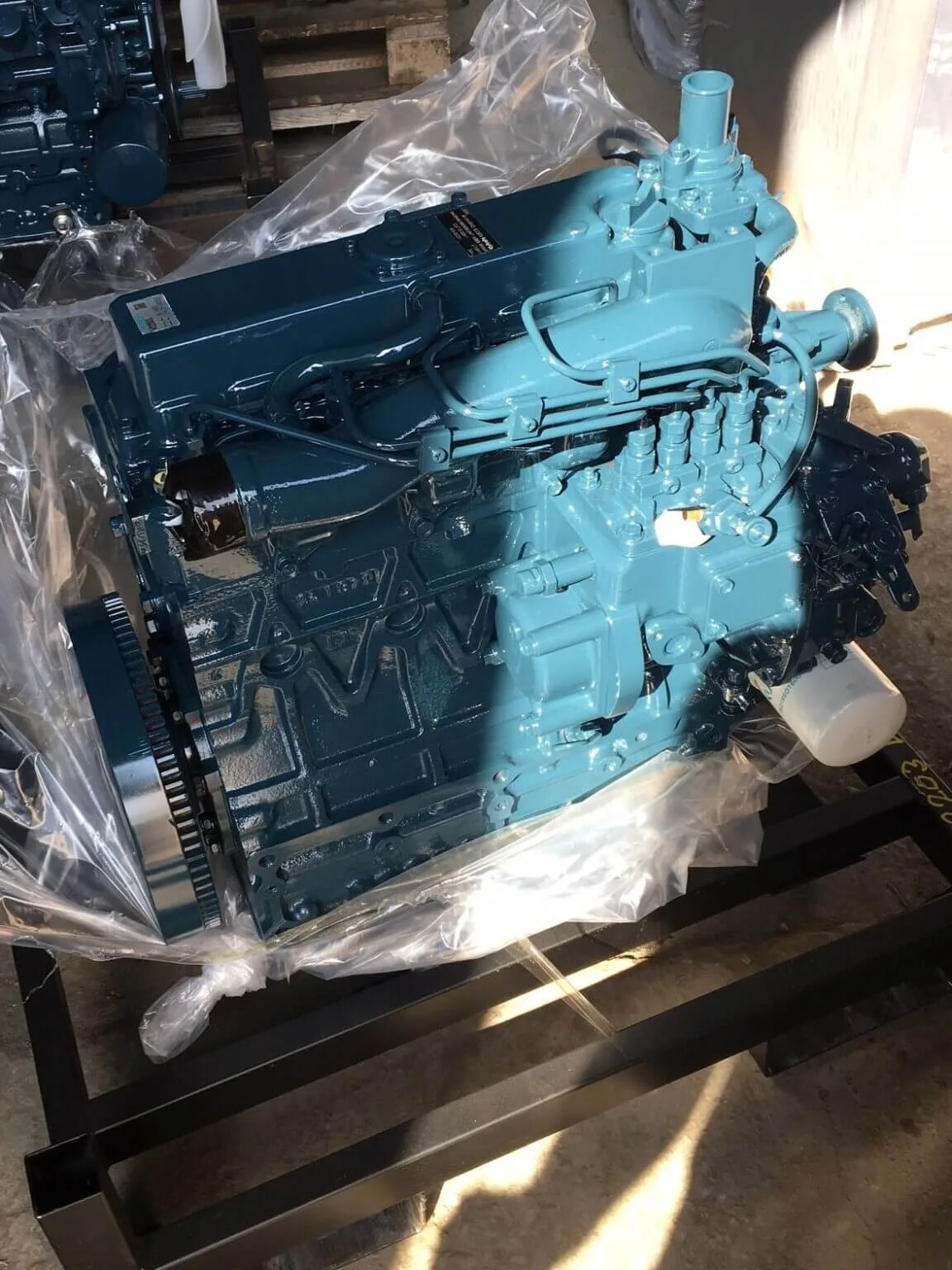 KUBOTA V2203 variklis (NAUDOTAS)