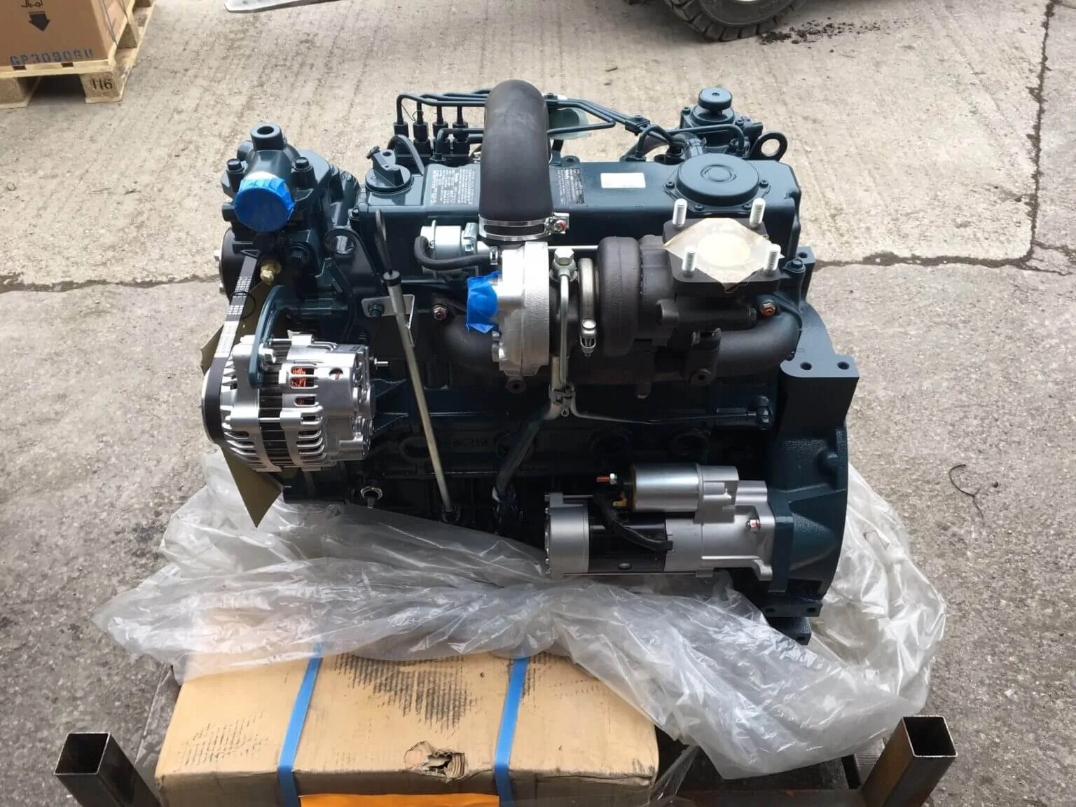 KUBOTA V3307T variklis (NAUJAS)