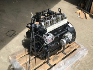 YANMAR 4TNV94 variklis (NAUJAS) YANMAR 4TNV94 variklis (NAUJAS)