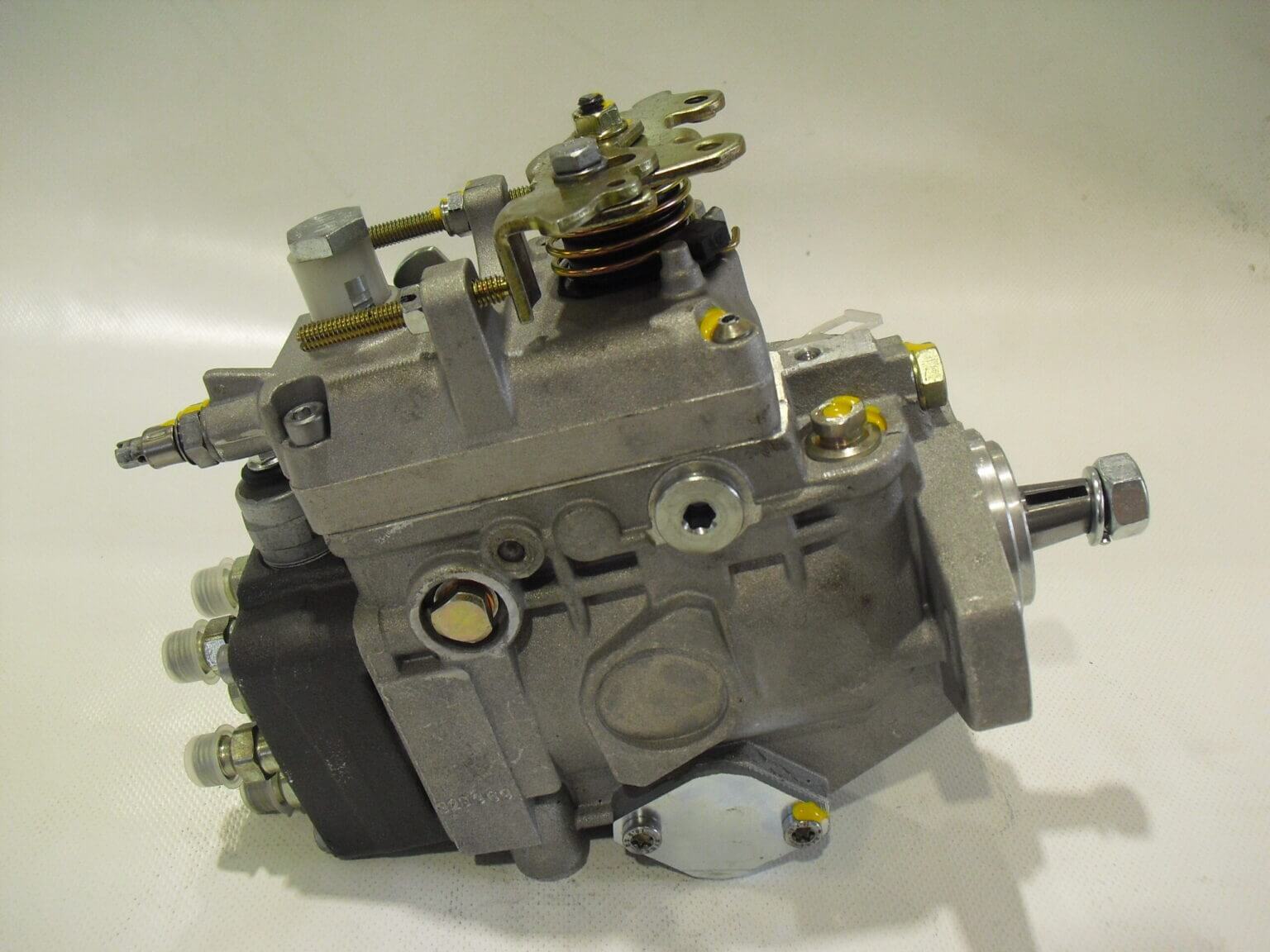 Aukšto slėgio kuro siurblys Bosch 0.460.306.126 STEYR