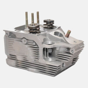 DEUTZ BF913 Variklio galvutė kompl. 04156916 DEUTZ BF913 Variklio galvutė kompl. 04156916