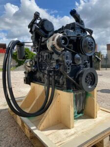 KOMATSU SAA6D107E-1 Variklis (NAUJAS)