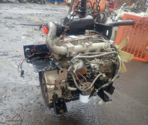 YANMAR 4TNE84 variklis (naudotas) YANMAR 4TNE84 variklis (naudotas)