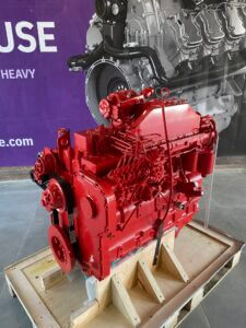 Cummins 6TA-830 variklis Cummins 6TA-830 variklis