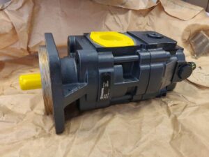 Hidraulinis siurblys (85817699) NEW HOLLAND B95TC, B110, B95LR, B115, LB90, LB115B, LB75B, FIAT KOBELCO FB200, FB110, FB90 (Naujas) Hidraulinis siurblys (85817699) NEW HOLLAND B95TC, B110, B95LR, B115, LB90, LB115B, LB75B, FIAT KOBELCO FB200, FB110, FB90 (Naujas)