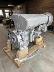 DEUTZ BF6L513RC variklis Bomag BC601 (restauruotas) DEUTZ BF6L513RC variklis Bomag BC601 (restauruotas)