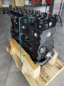 IVECO / FPT F4GE9684B*J603 VARIKLIO BLOKAS SU GALVUTE IR VIDINIAIS KOMPONENTAIS 504292676 (NAUJAS)