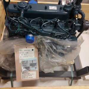 Kubota V1505 variklis 1G904-21000 (NAUJAS)