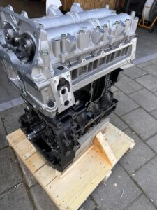 IVECO / FPT F1CFL411H - DAILY 3.0 HPI variklio blokas su vidiniais komponentais ir galvute (NAUJAS) IVECO / FPT F1CFL411H - DAILY 3.0 HPI variklio blokas su vidiniais komponentais ir galvute (NAUJAS)
