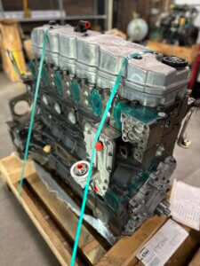 IVECO / FPT F4DFE613B*A004 / 4V I.E PISTON 8451 variklio blokas su vidiniais komponentais ir galvute 87802848 (NAUJAS)