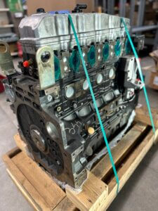 IVECO / FPT F4DFE613B*A004 / 4V I.E PISTON 8451 variklio blokas su vidiniais komponentais ir galvute 87802848 (NAUJAS)