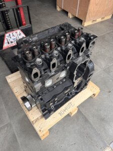 IVECO / FPT 80440TC, F4GE0454C, 504384520 variklio blokas su vidiniais komponentais (NAUJAS) IVECO / FPT 80440TC, F4GE0454C, 504384520 variklio blokas su vidiniais komponentais (NAUJAS)