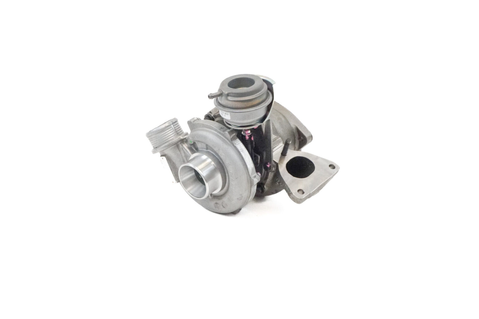Turbina 723167-5008S Garrett GT2052V – XC90 2.4 D5 228KW EURO 3 (NAUJA) – nuotrauka 1