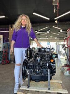 YANMAR 4TNE98-BQFLC VARIKLIS (NAUJAS) YANMAR 4TNE98-BQFLC VARIKLIS (NAUJAS)