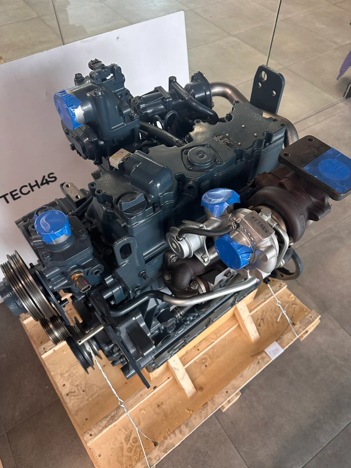 KUBOTA V3800 VARIKLIS, V3800CCR-TI-CF15, DIECI 28.7 Teleskopiniam krautuvui (NAUJAS)