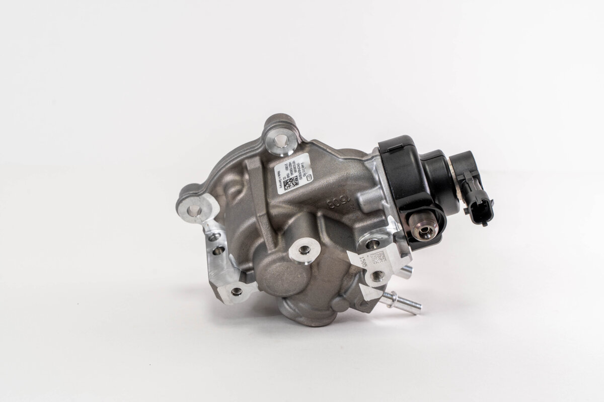 Kuro įpurškimo siurblys 0445010763 Bosch C.RAIL 8CP4E) (1.5 CC) (Naujas)