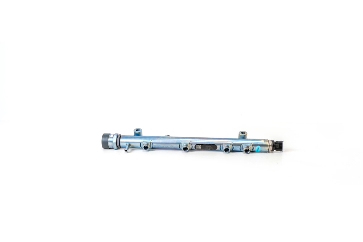 Kuro rampa (paskirstymo vamzdis) 504371261 Iveco F1CFL411 DAILY 3.0 EURO 6 (Nauja)