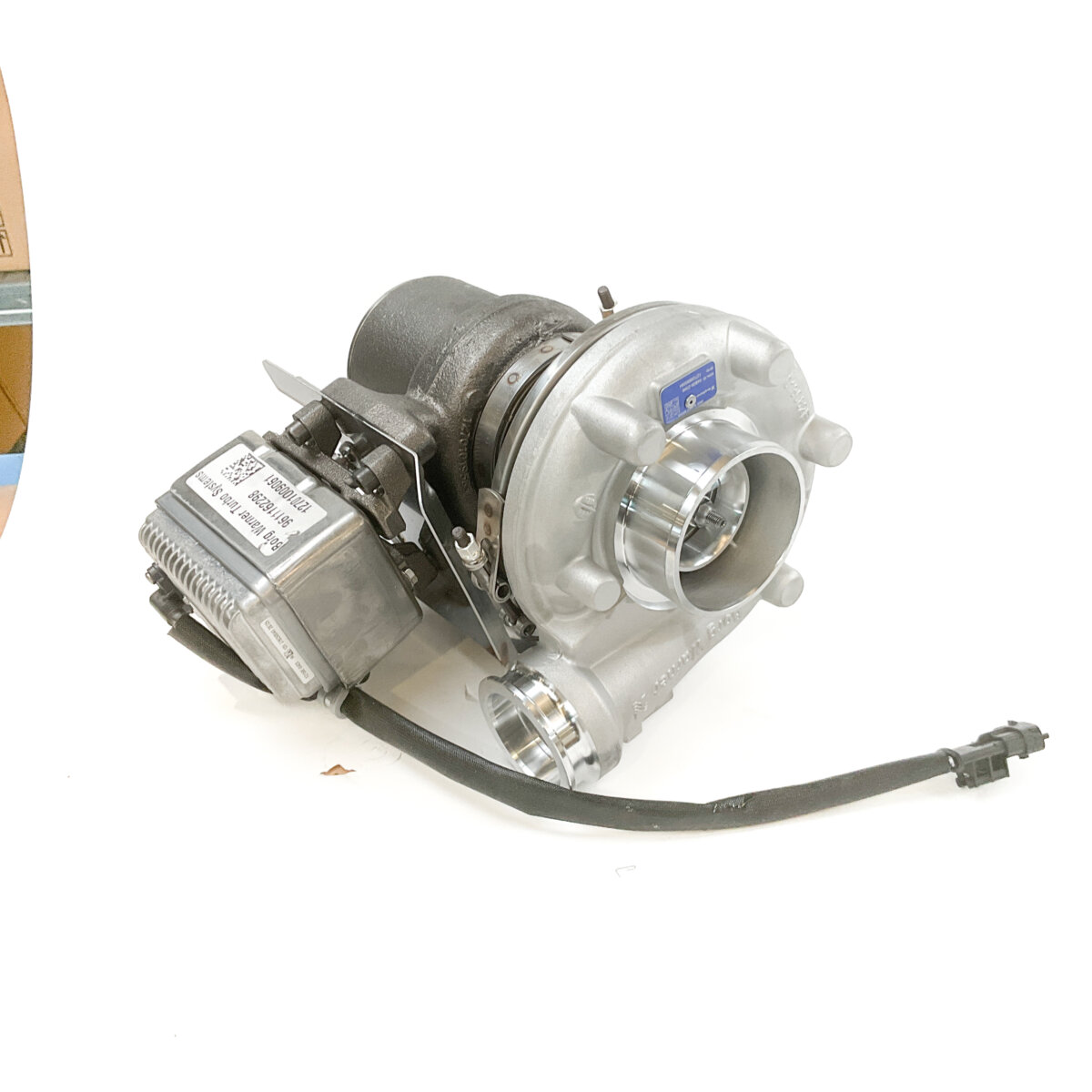 Turbina 12709880084 Borgwarner TCD2012L6 06/2011-> (Nauja)