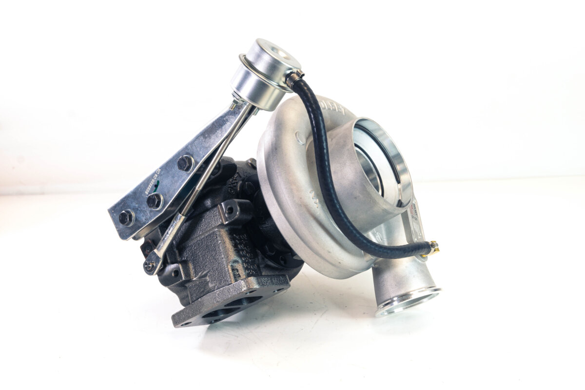Turbina 504121277 Fiat Powertrain Technologies NEF 4 CYL / SPRINKLER (Nauja)