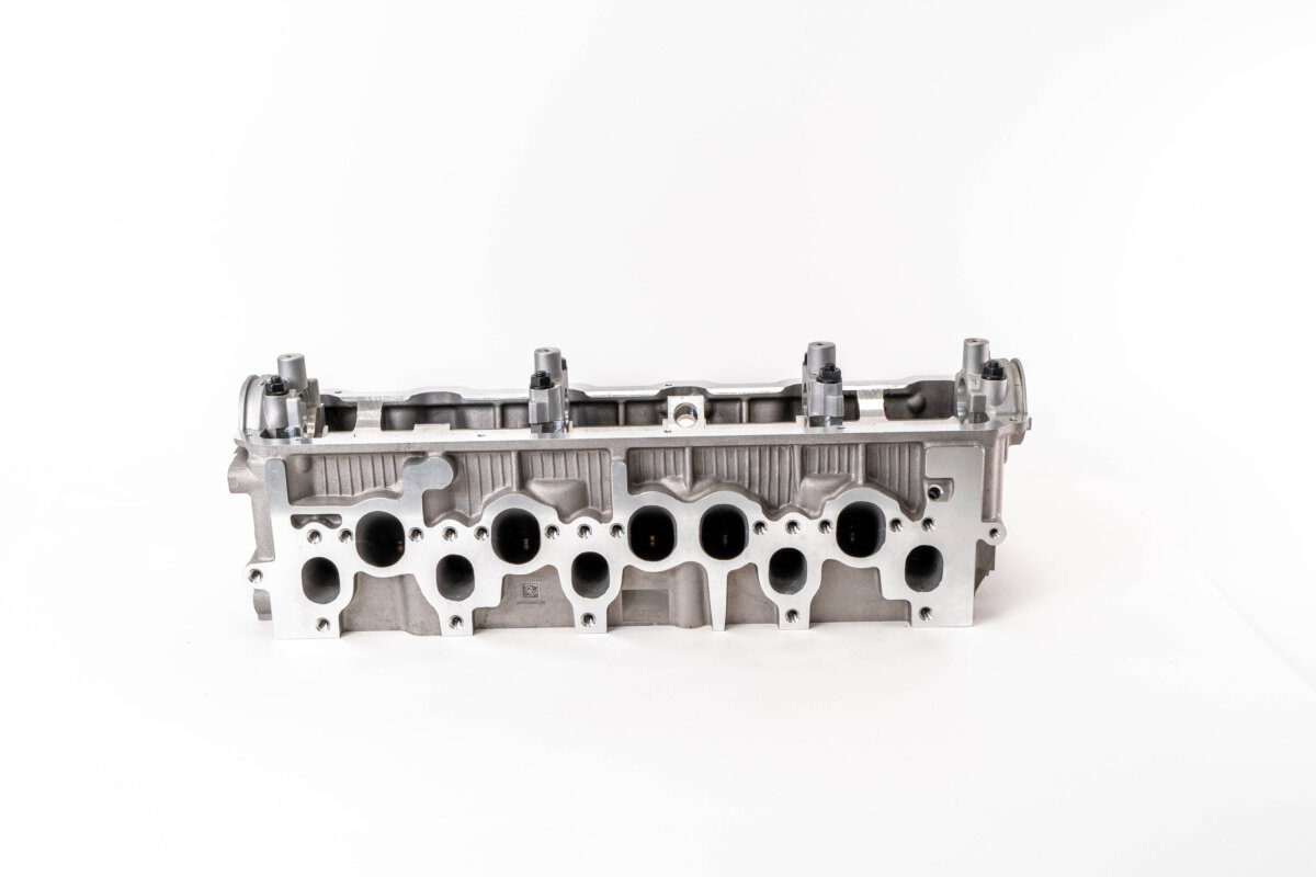 Variklio galvutė 074103351A TRANSPORTER 2.4 D – 5 CYL P.ID (Nauja)