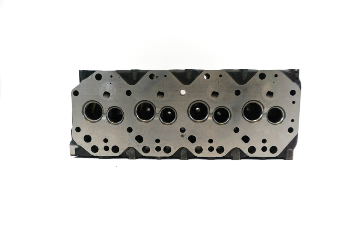 Variklio galvutė 11101-56034 LAND CRUISER 3000 D (02/74->10/84) (Nauja)