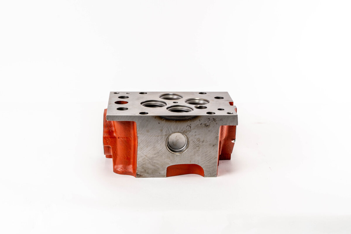 Variklio galvutė A4570104020 OM457 HLA/LA EURO 2 – TRUCK LS1938 (Nauja)