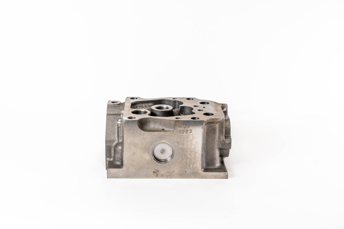 Variklio galvutė A4570109820 OM 457/460 EURO 4/5 – W/EVB (Nauja)